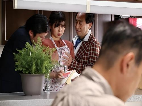 Con trai vừa mất bố biến con dâu thành vợ