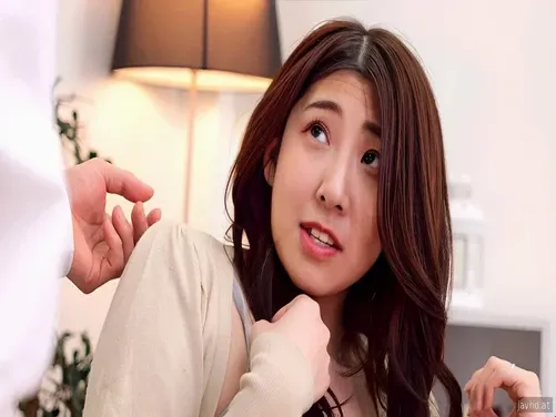 给丈夫戴绿帽子，因为丈夫爱他的工作胜过爱他的妻子