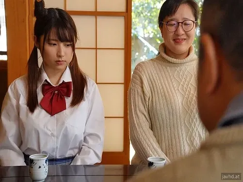 母が再婚したが、子供は幸せだ