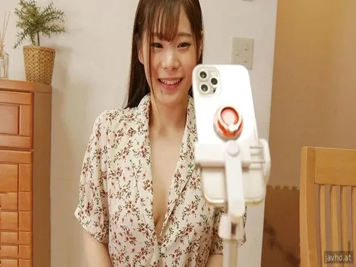 與性調情被學生發現，結束