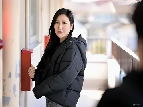 Menggoda jiran perempuan saya yang gila seks