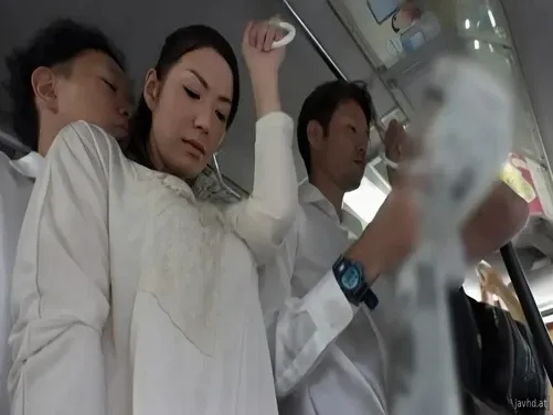 Yuna Aino 和命運多舛的火車